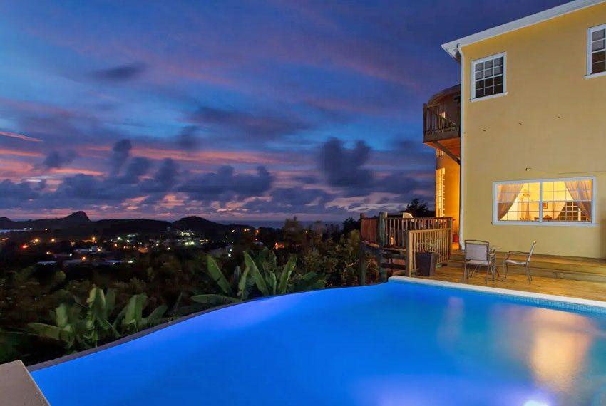 St-Lucia-homes---Villa-Chloesa---Pool-nighttime