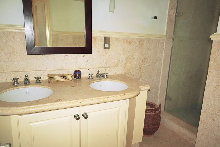 St-Lucia.-Homes---Villa-Valarie---Bathroom-sink