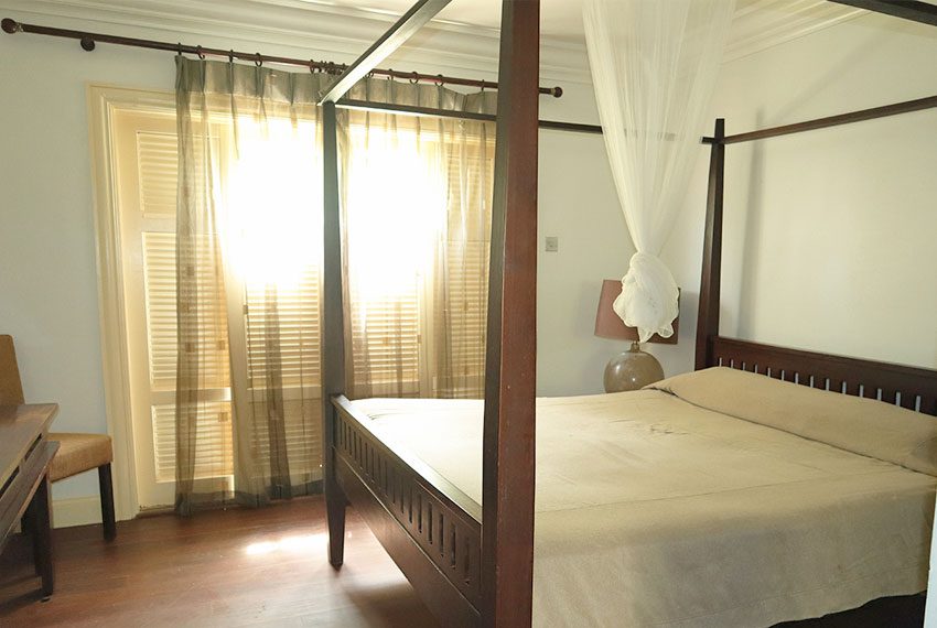 St-Lucia.-Homes---Villa-Valarie---Main-Bedroom