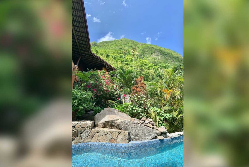 St-Lucia-Homes-Maison-des-Etoiles-Pool