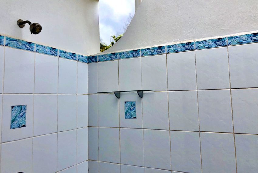St-lucia-homes---Villa-Canary---Outdoor-shower
