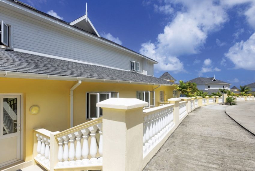 St-Lucia-Homes---CAP128---Allamanda---Livingroom-home