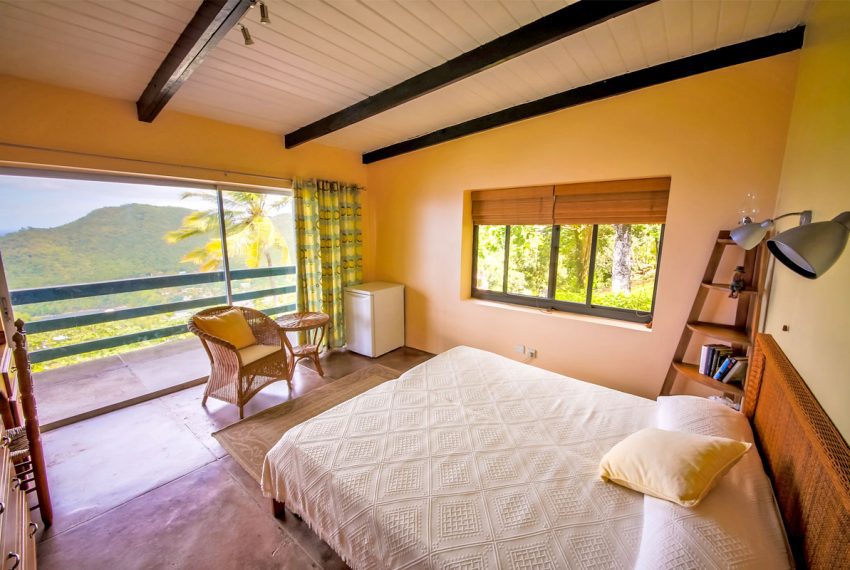 St-Lucia-Homes---Summerbreeze---bedroom-View