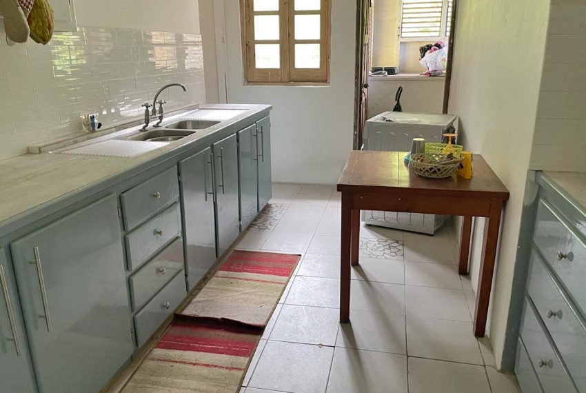 St-Lucia-homes---CAS040-Villa-Massade--Kitchen
