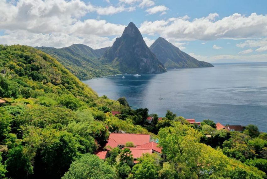 St-Lucia-Homes-Moon-Point-View-Pool-Piton-2