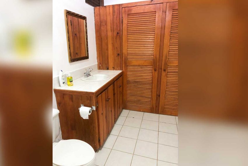 St-Lucia-Homes-Kings-View---Bathroom-2