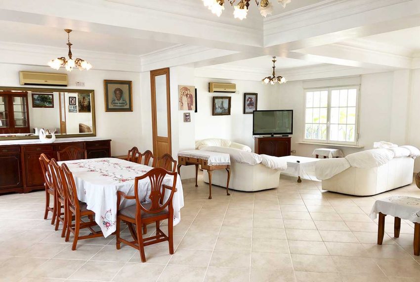 St-Lucia-Homes-Marcel-Home-Livingroom-Dining