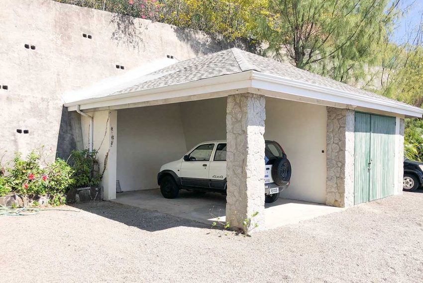 St-Lucia-Homes-Zephyr-Hills-Bldg-garage-3