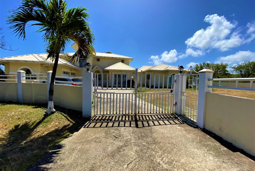 St Lucia Homes - BON033 (3)