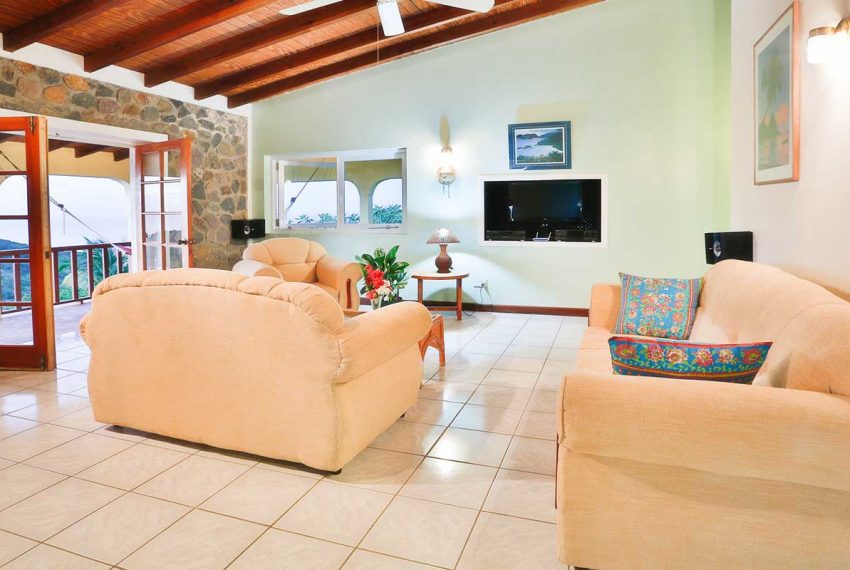 St-Lucia-Homes-Real-Estate---Sea-Star-ALR010---Livingroom