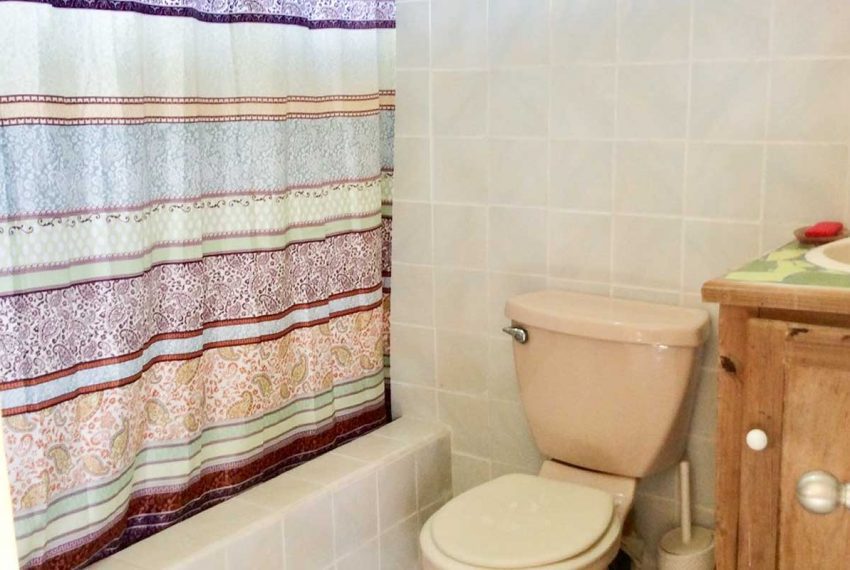 St-Lucia-Homes-Real-Estate---Sea-View-ALR011---Bathroom